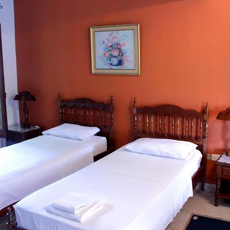 Hotel Bavaria Asuncion Extérieur photo