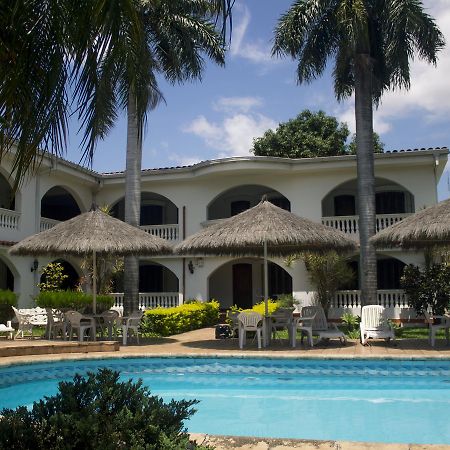 Hotel Bavaria Asuncion Extérieur photo