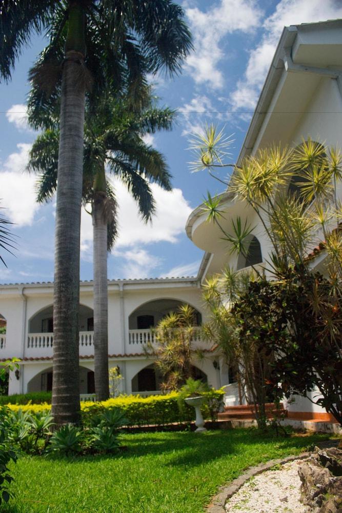 Hotel Bavaria Asuncion Extérieur photo