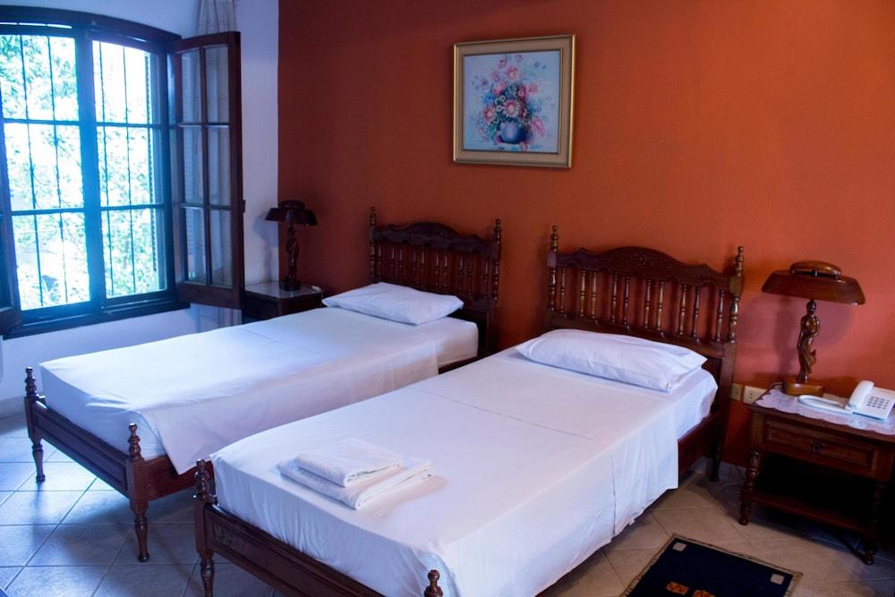 Hotel Bavaria Asuncion Extérieur photo