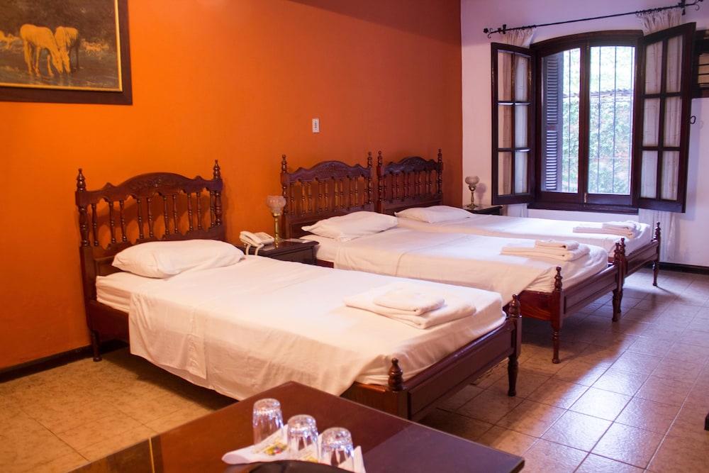 Hotel Bavaria Asuncion Extérieur photo